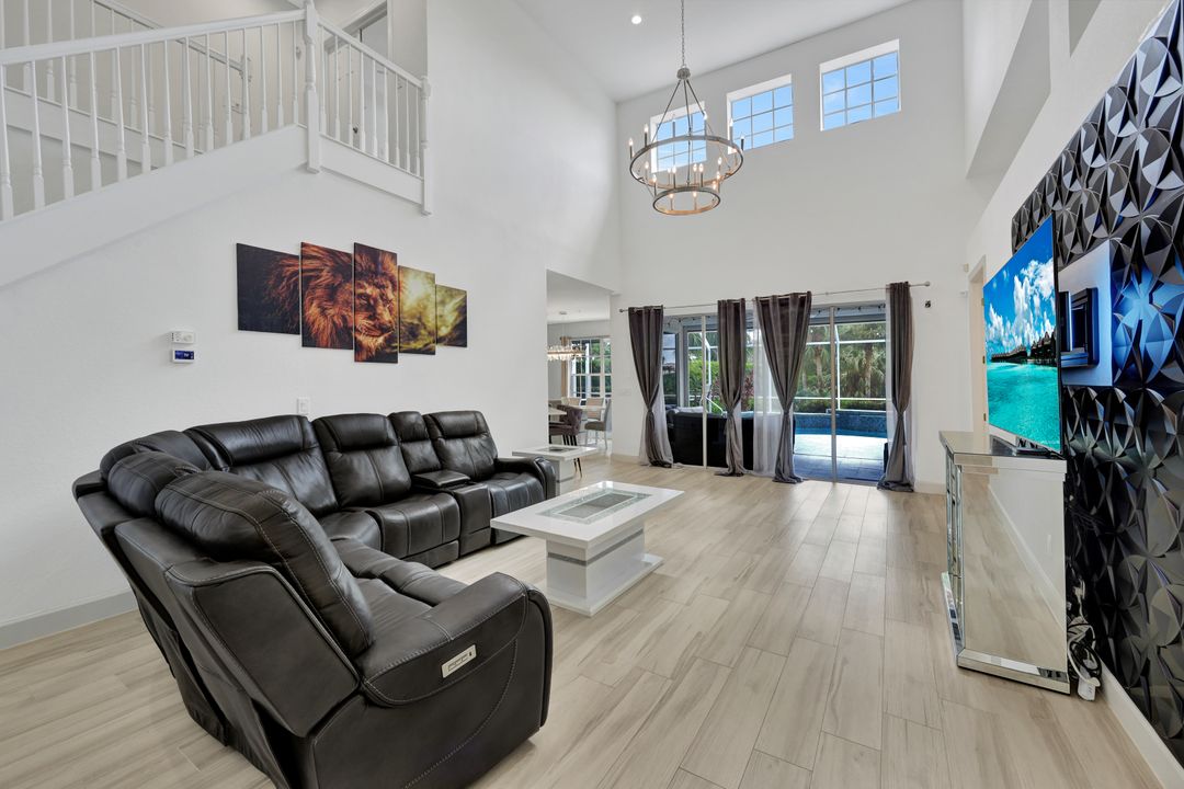 20001 Seadale Ct, Estero, FL 33928