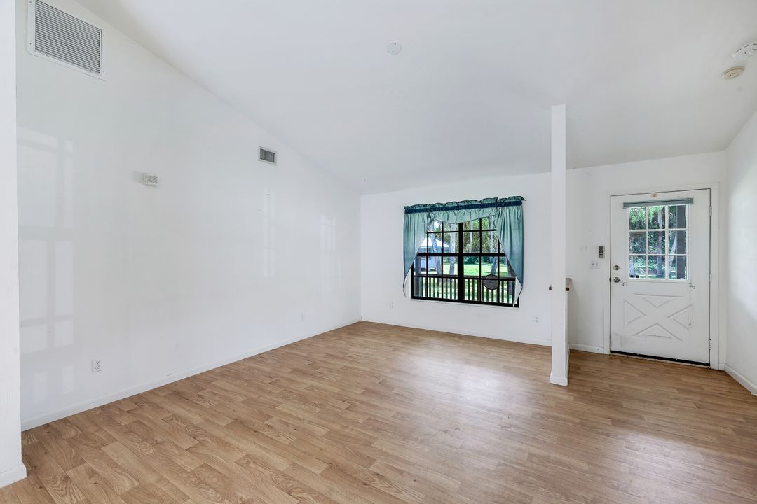 1961 Krape Rd, Naples, FL 34120