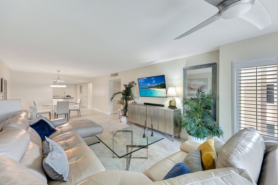 2264 Winkler Ave #204, Fort Myers, FL 33901
