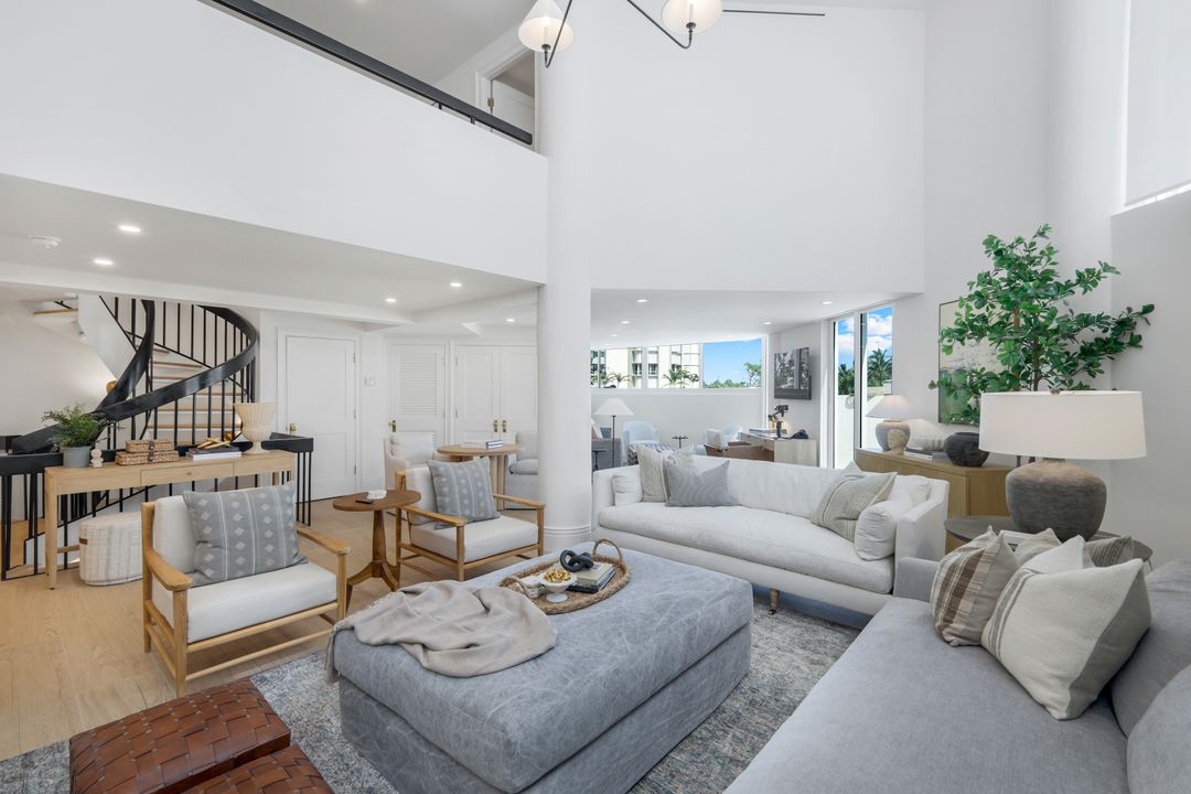 4041 Gulf Shore Blvd N #109, Naples, FL 34103
