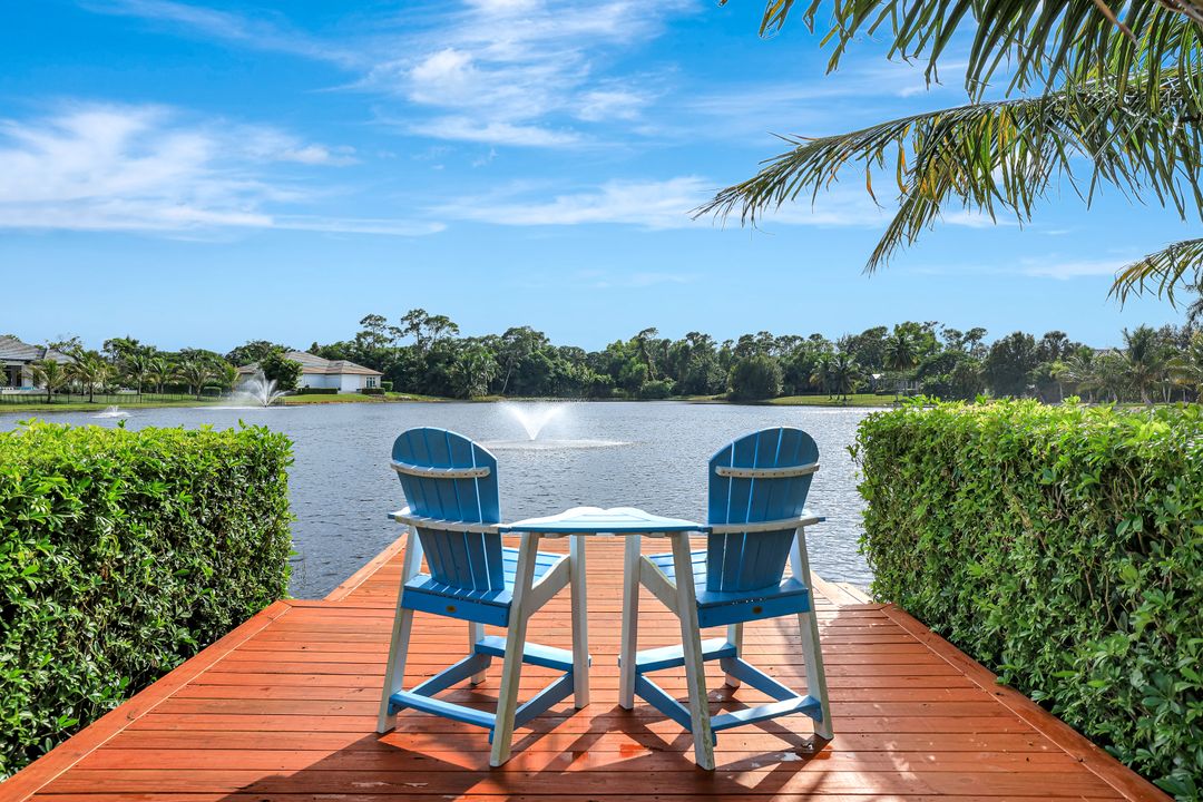 36 Cajeput Dr, Naples, FL 34108