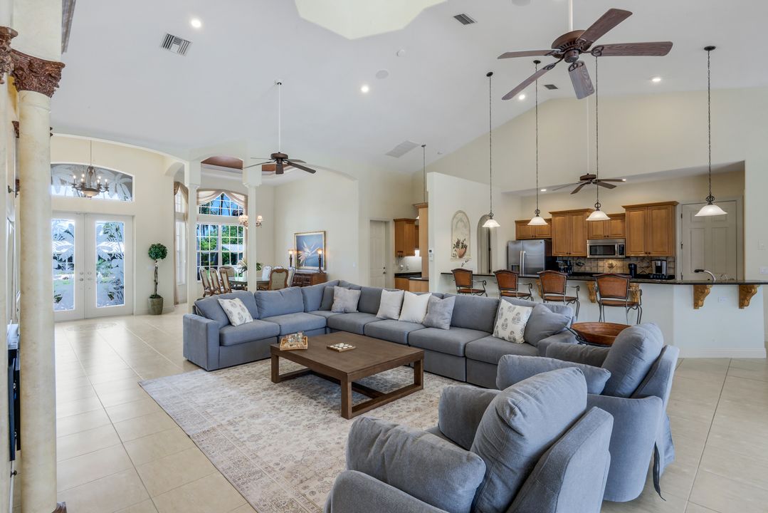 5929 SW 1st Ct, Cape Coral, FL 33914
