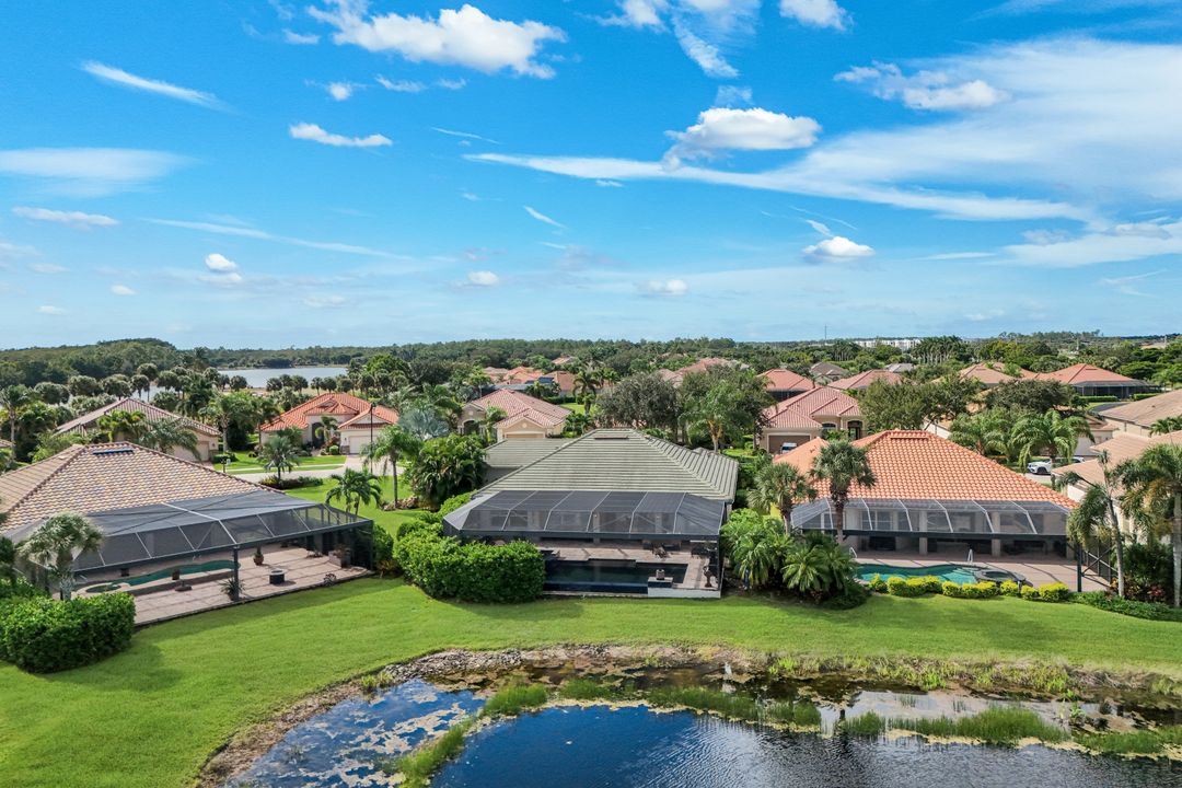 9684 Cobalt Cove Cir, Naples, FL 34120