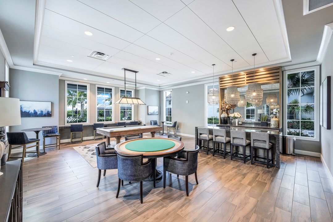 8959 Redonda Dr, Naples, FL 34114