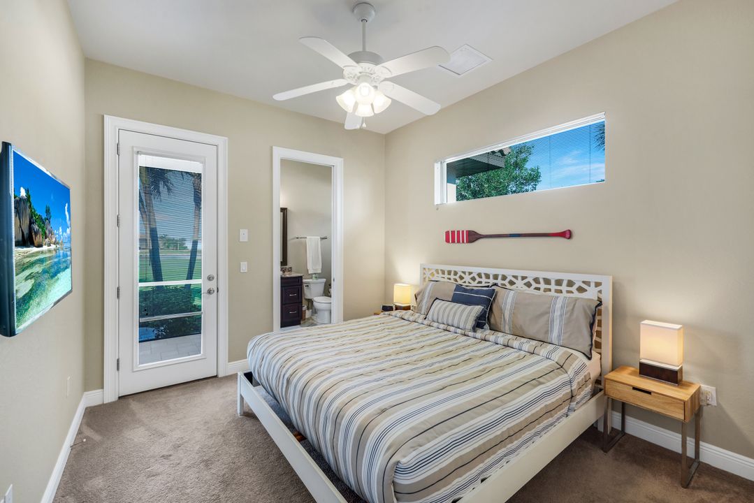 11899 King James Ct, Cape Coral, FL 33991