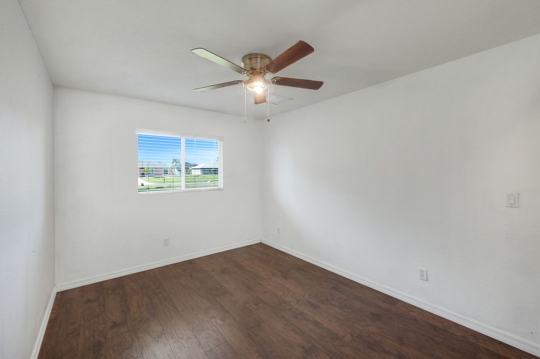 1121 NW 27th Ave, Cape Coral, FL 33993