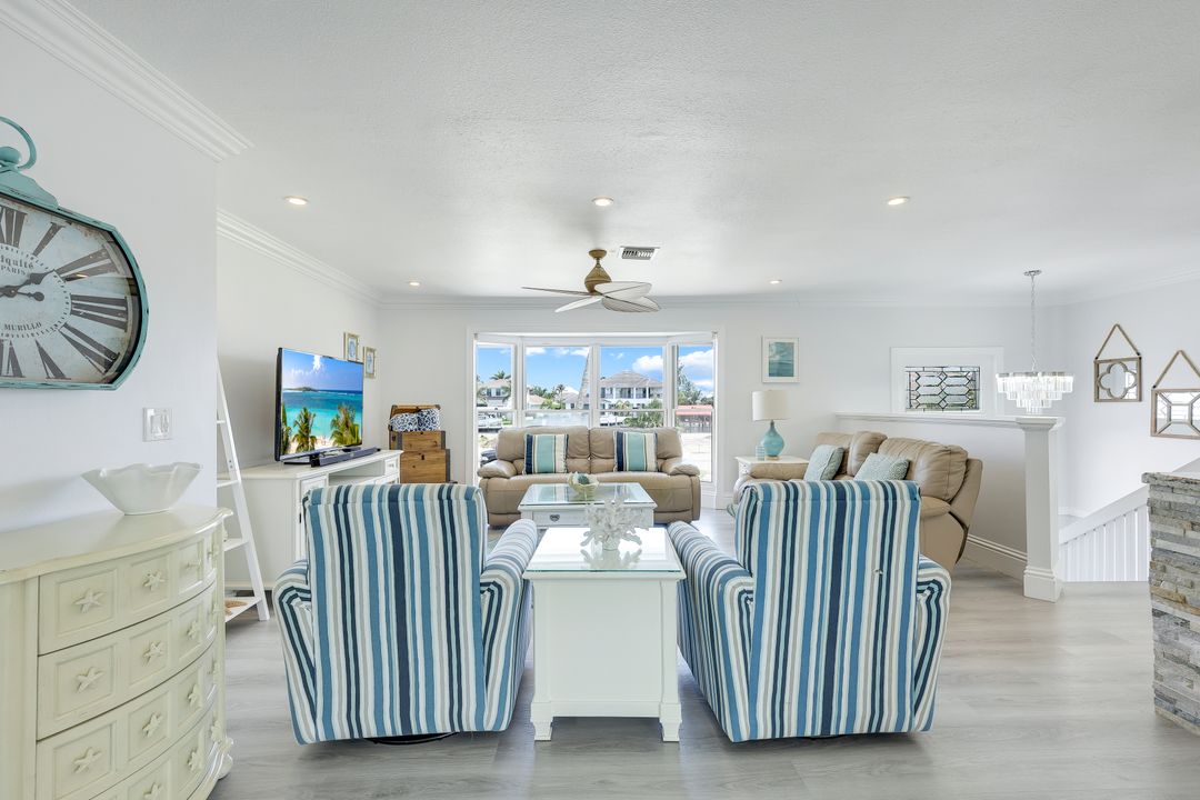 544 Seagrape Dr, Marco Island, FL 34145