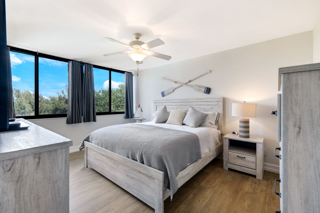 7119 Lakeridge View Court #302, Fort Myers, FL 33907