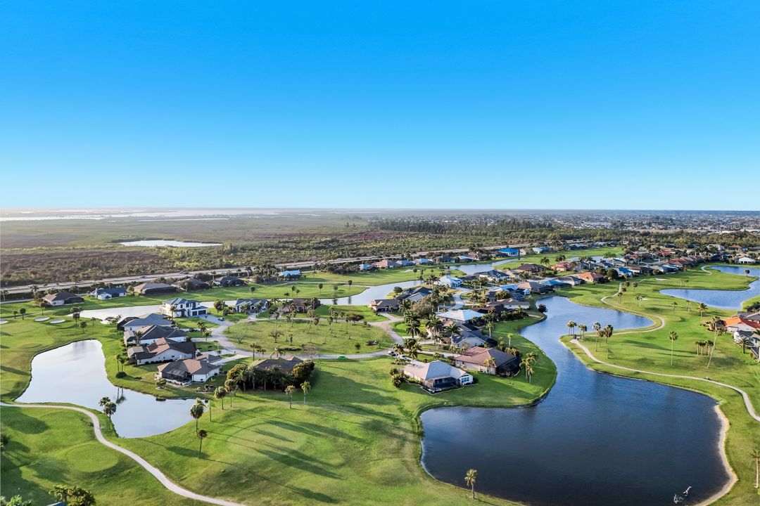 11841 Princess Grace Ct, Cape Coral, FL 33991