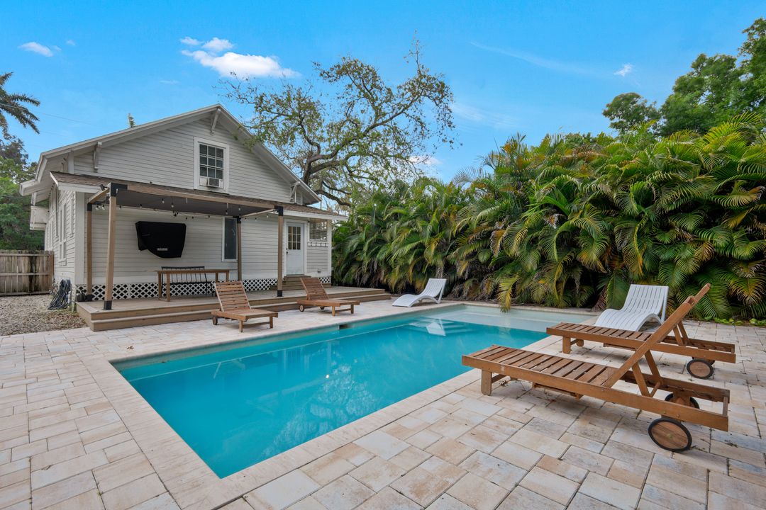 2723 Second St, Fort Myers, FL 33916