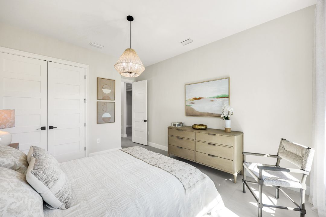 8943 Gustavia Ct, Naples, FL 34112