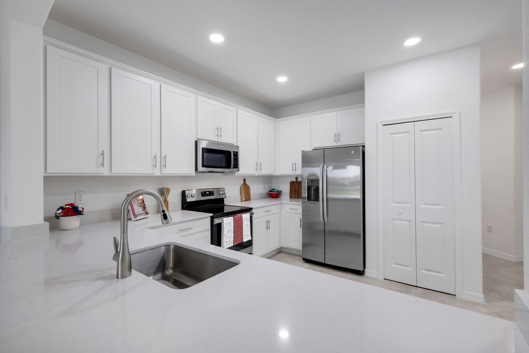 2175 Dragonfruit Wy, Naples, FL 34120