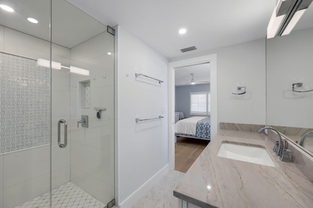 3400 Gulf Shore Blvd N #B2, Naples, FL 34103