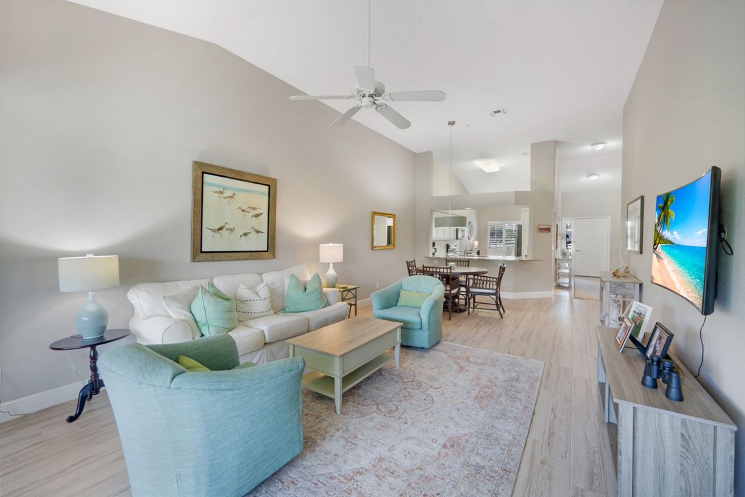 2235 Chesterbrook Ct #203, Naples, FL 34109