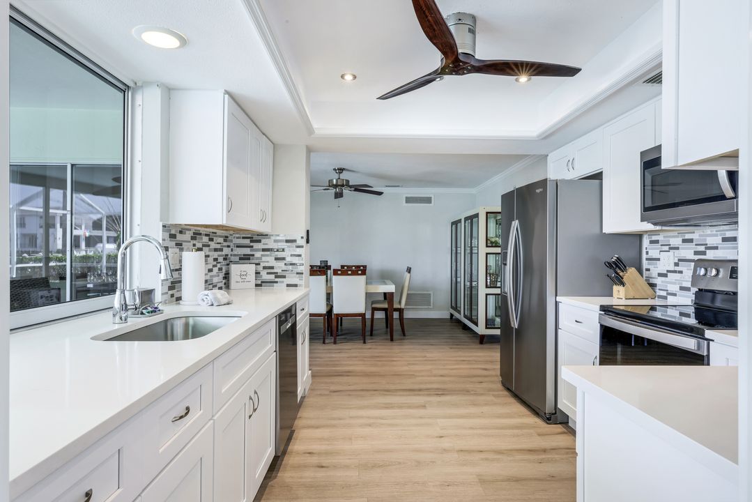 5205 Savoy Ct, Cape Coral, FL 33904