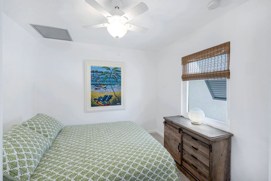 1048 Cottonwood Ct, Marco Island, FL 34145