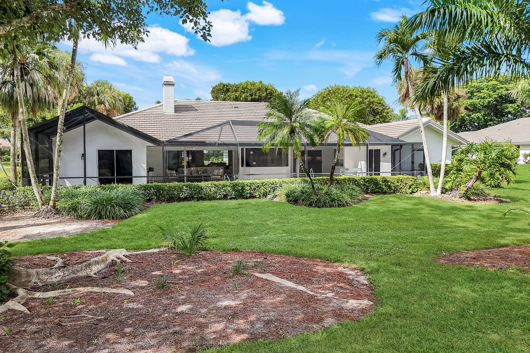 12888 Valewood Dr, Naples, FL 34119