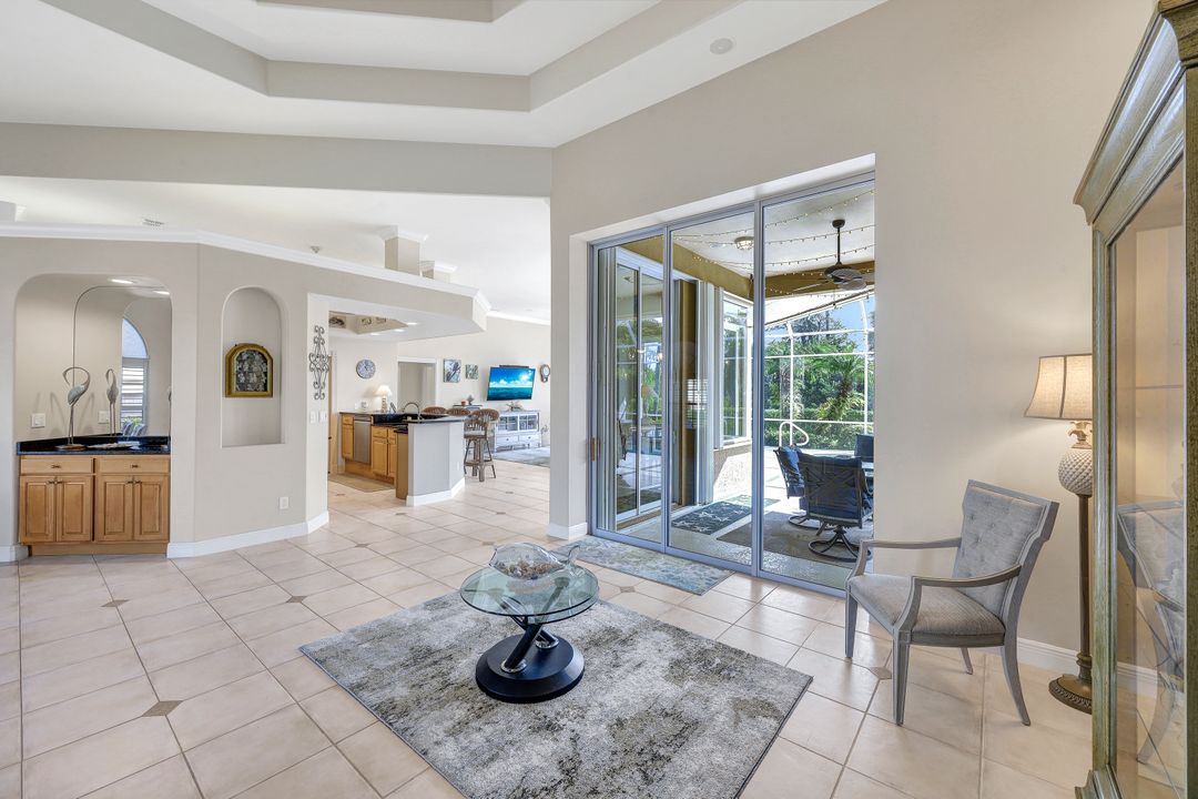 577 Somerset Ct, Marco Island, FL 34145