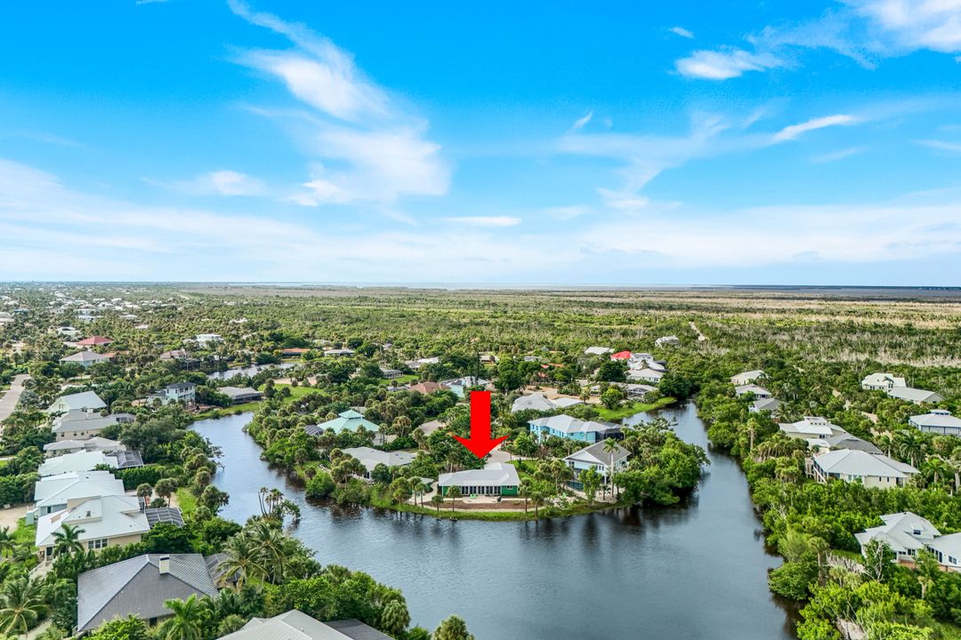 969 Fish Crow Rd, Sanibel, FL 33957