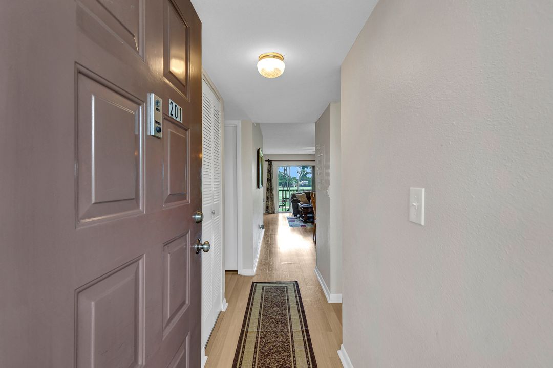 4346 27th Ct SW #201, Naples, FL 34116