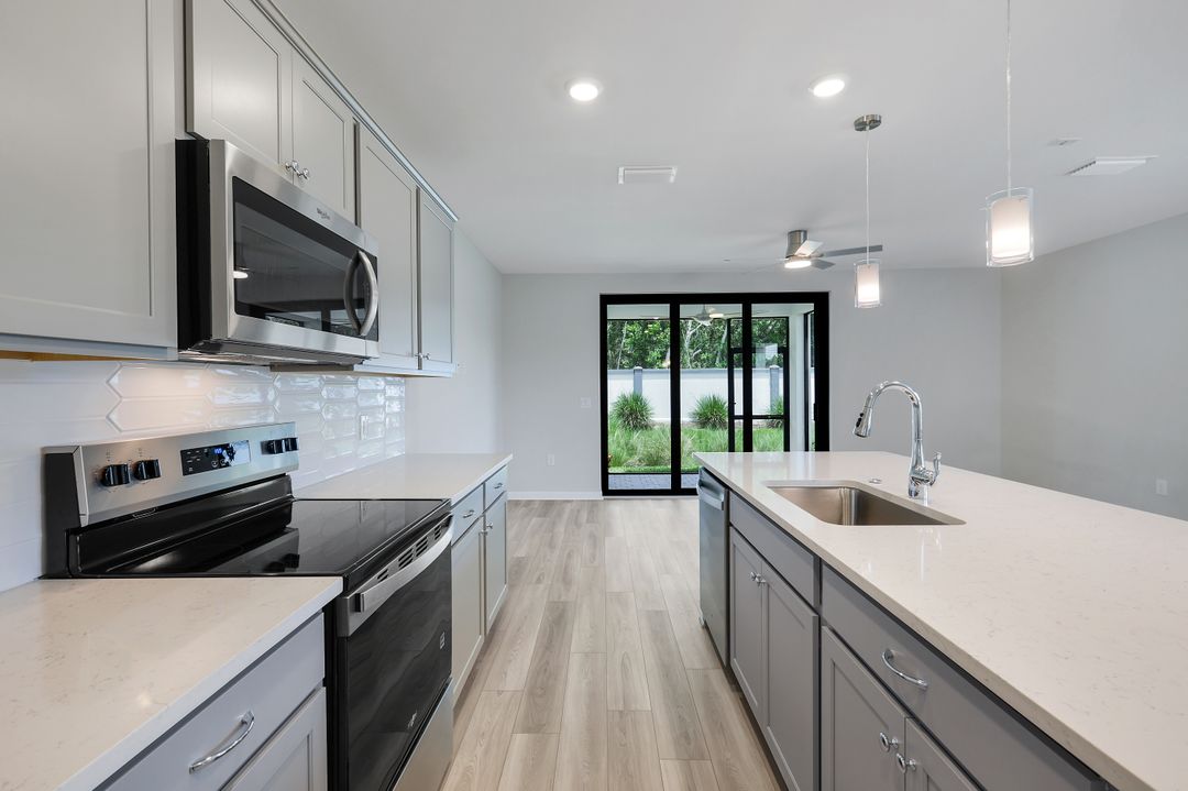 27907 Radiant Ct, Bonita Springs, FL 34135