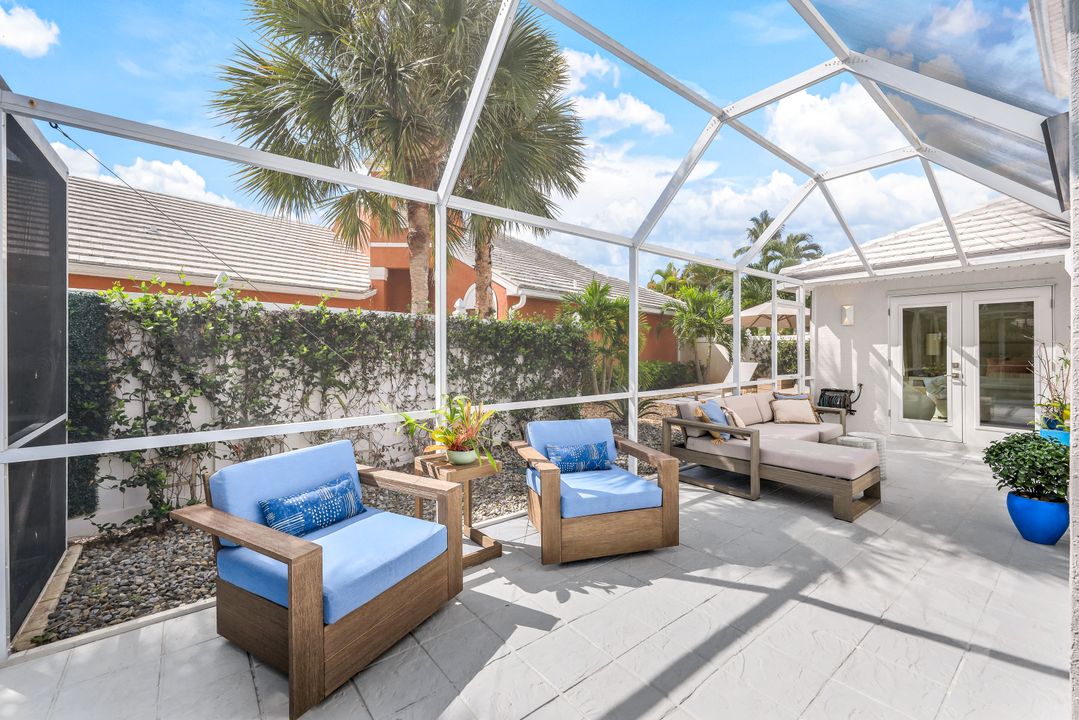 1262 Silverstrand Dr, Naples, FL 34110