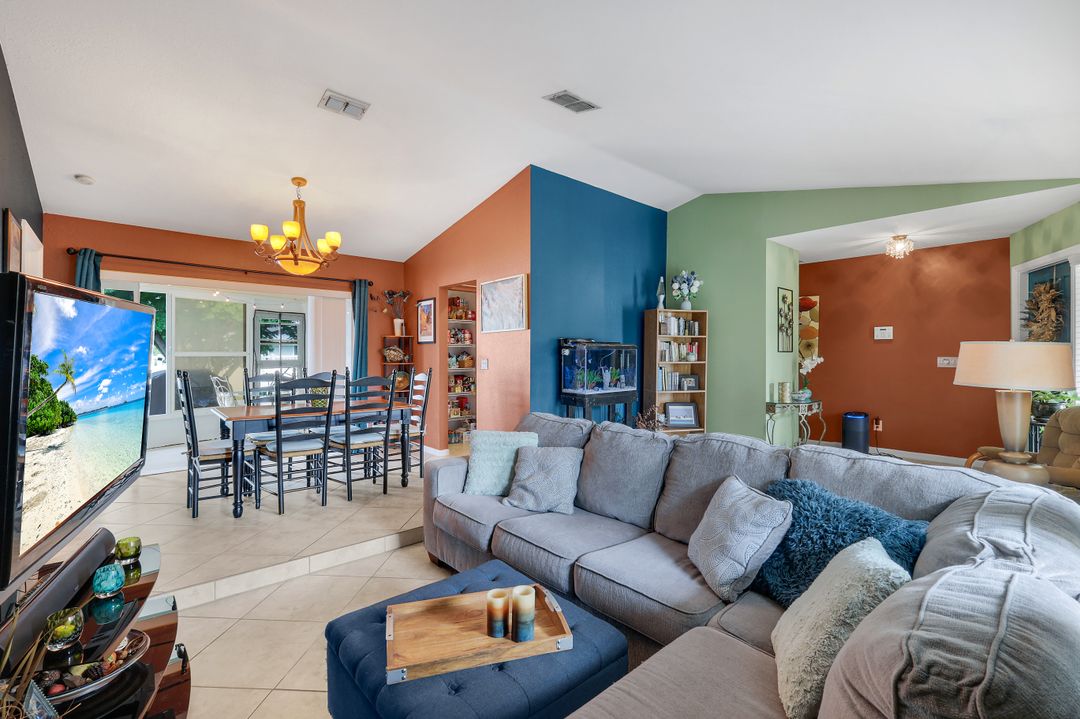 13481 Red Maple Cir, North Fort Myers, FL 33903