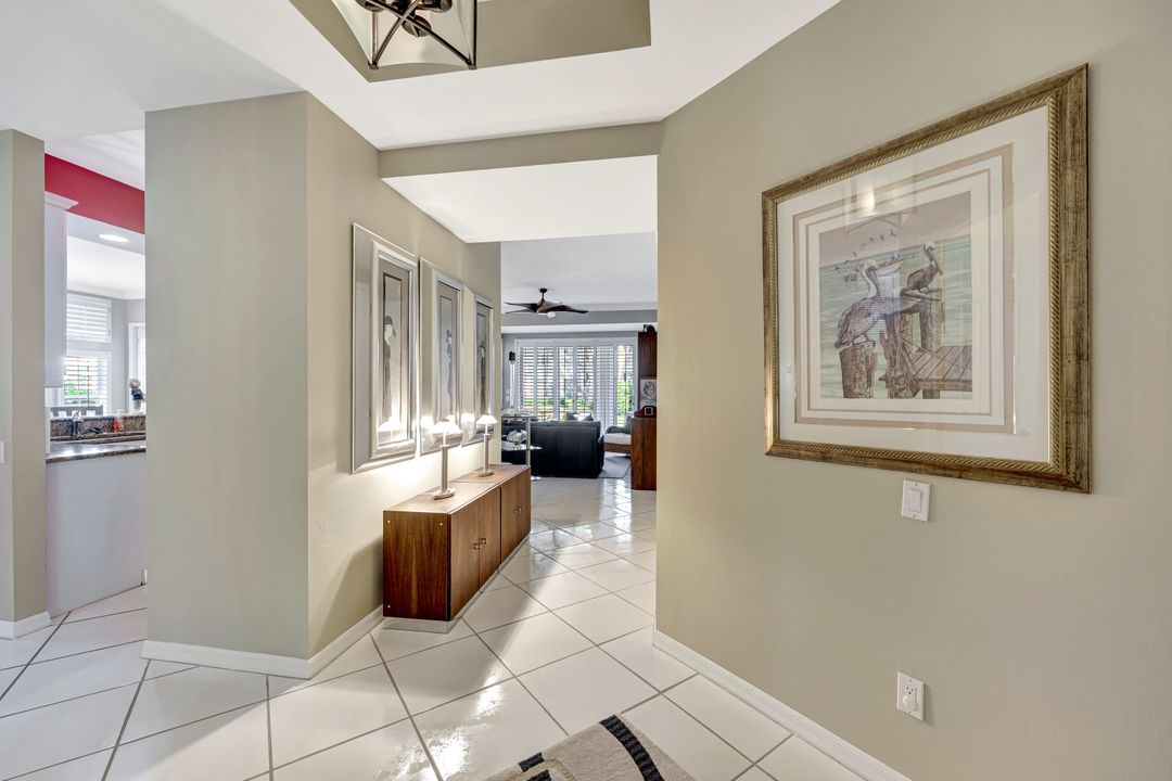 2100 L'Ambiance Cir #101, Naples, FL 34108