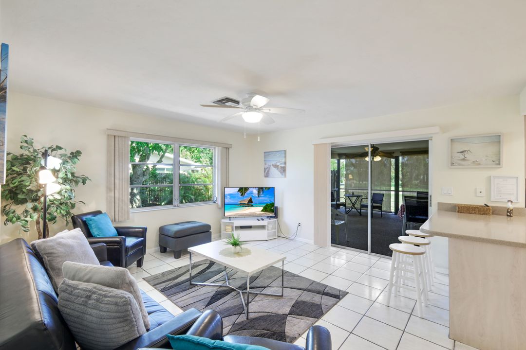 4587 Capri Dr, Naples, FL 34103