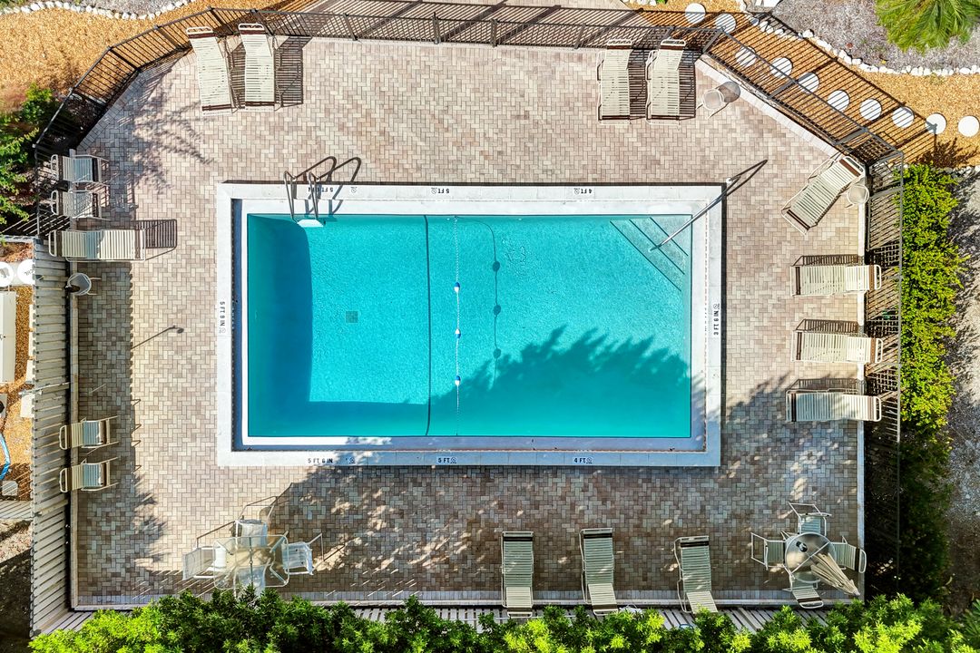 1440 Middle Gulf Dr, Sanibel, FL 33957