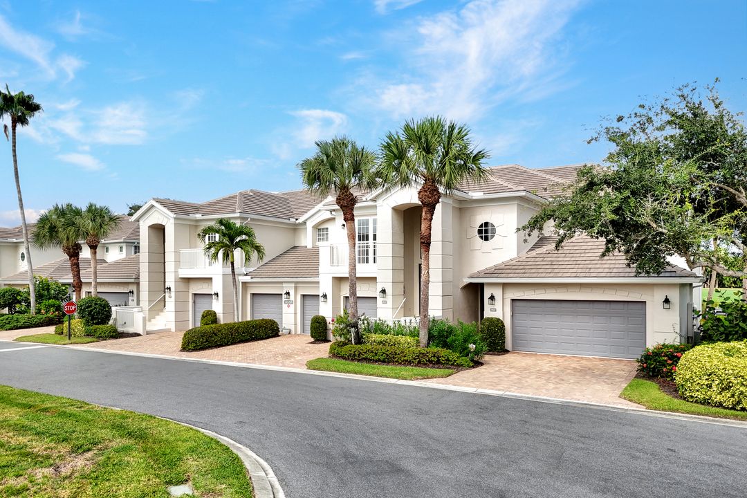 9560 Cypress Hammock Cir #202, Estero , FL 34135