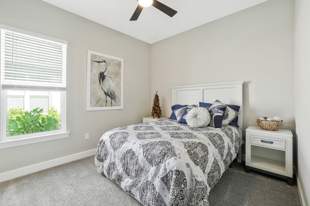 15710 Triesta Ln, Naples, FL 34114