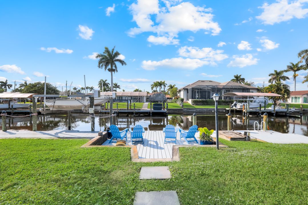 5614 De Soto Ct, Cape Coral, FL 33904