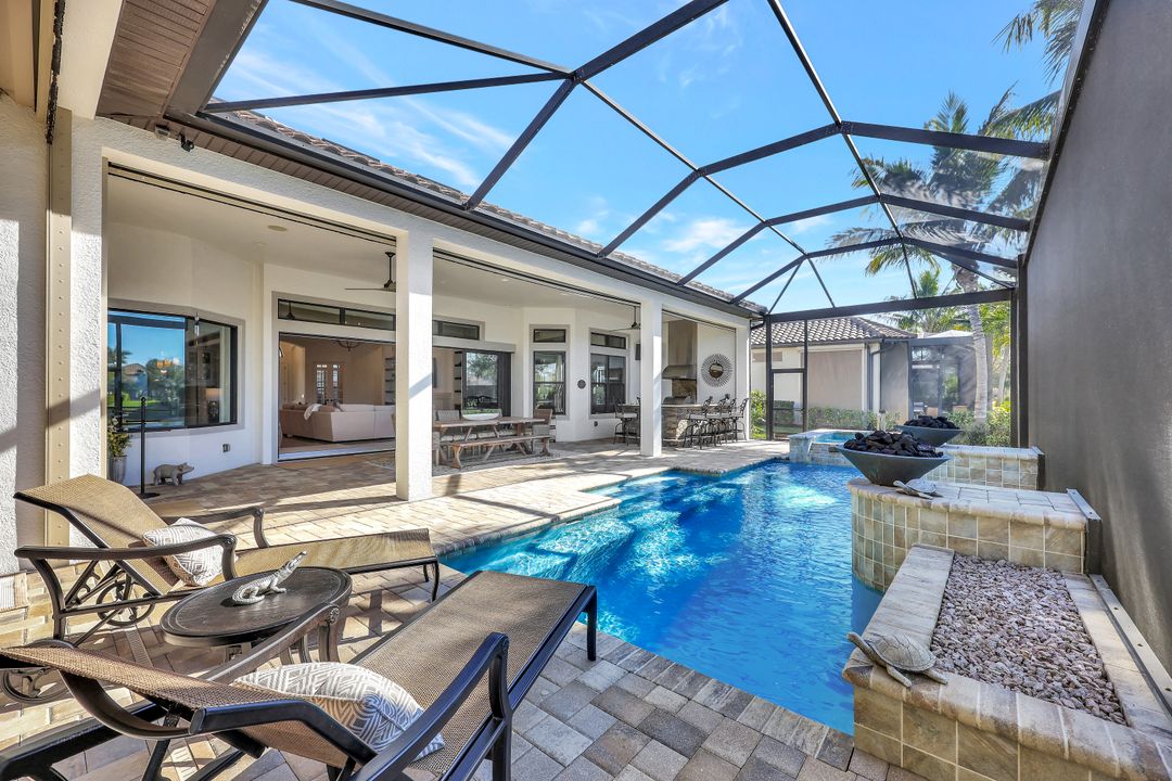 3181 Olympia Ln, Naples, FL 34114