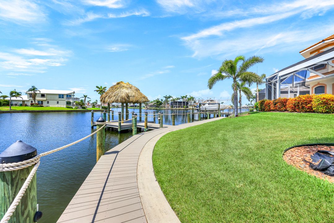 5231 SW 5th Pl, Cape Coral, FL 33914