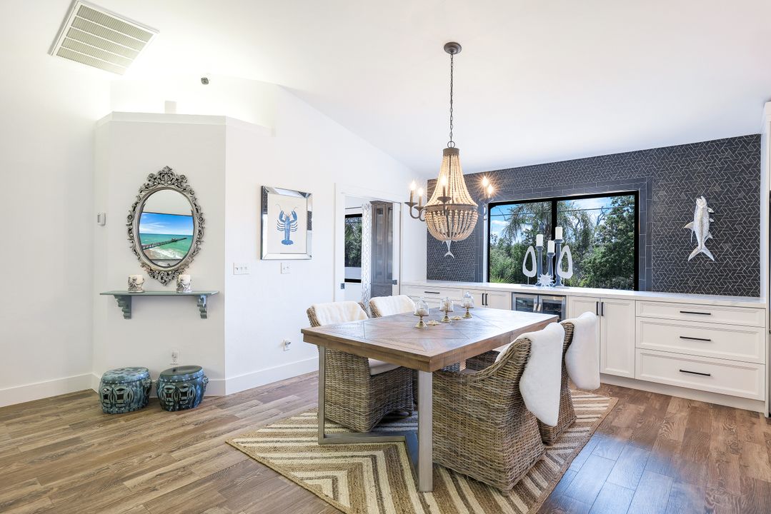 999 E Valley Dr, Bonita Springs, FL 34134