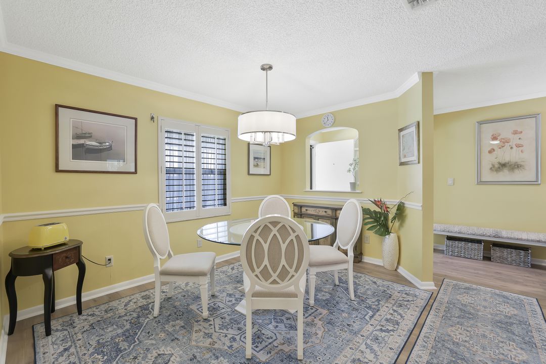 4126 Belair Ln #B10, Naples, FL 34103