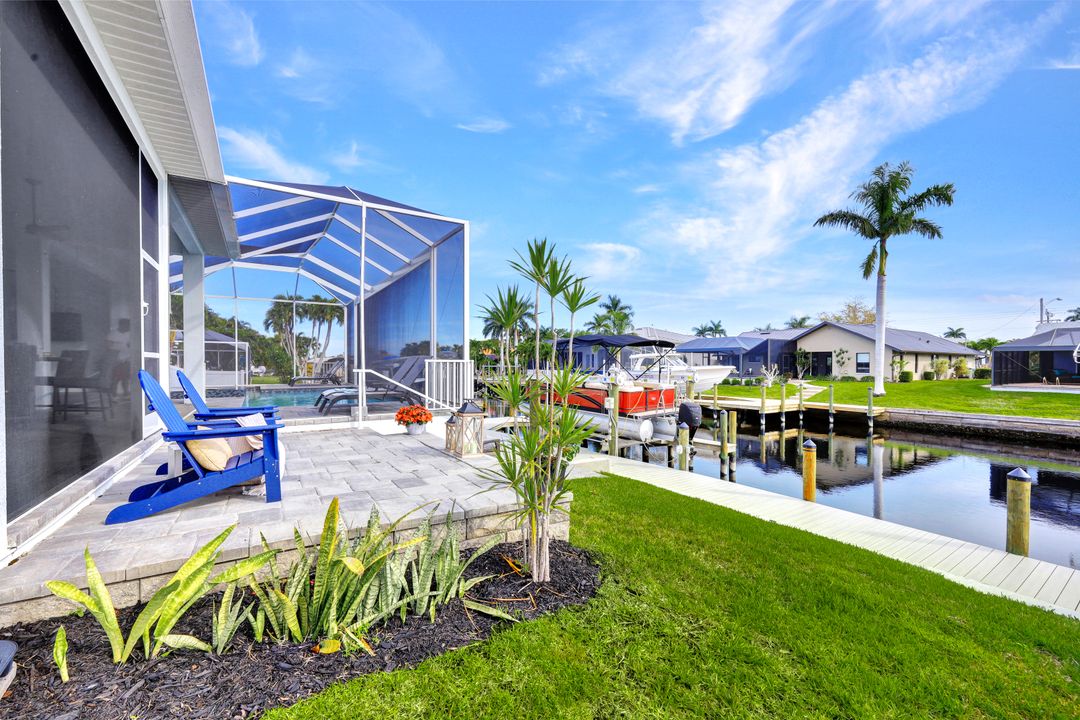 5317 SW 8th Pl, Cape Coral, FL 33914