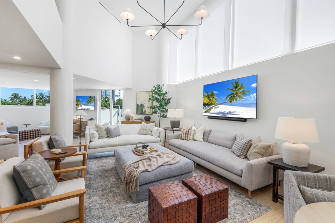 4041 Gulf Shore Blvd N #109, Naples, FL 34103