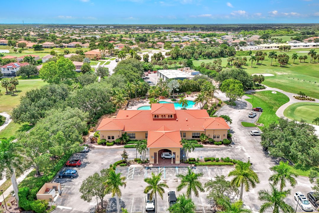 1764 Birdie Dr, Naples, FL 34120