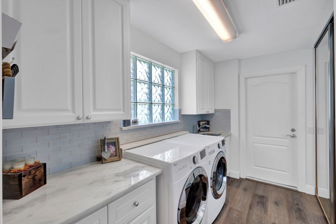 4525 Ossabaw Way, Naples, FL 34119