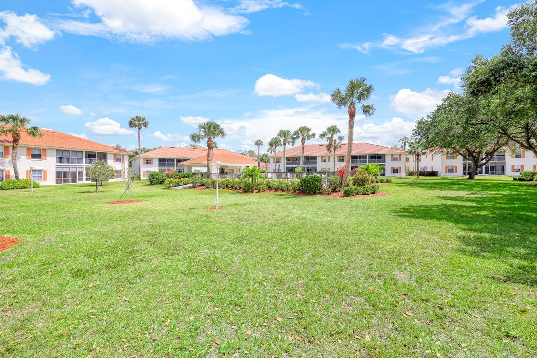 648 Mardel Ct #704, Naples, FL 34104