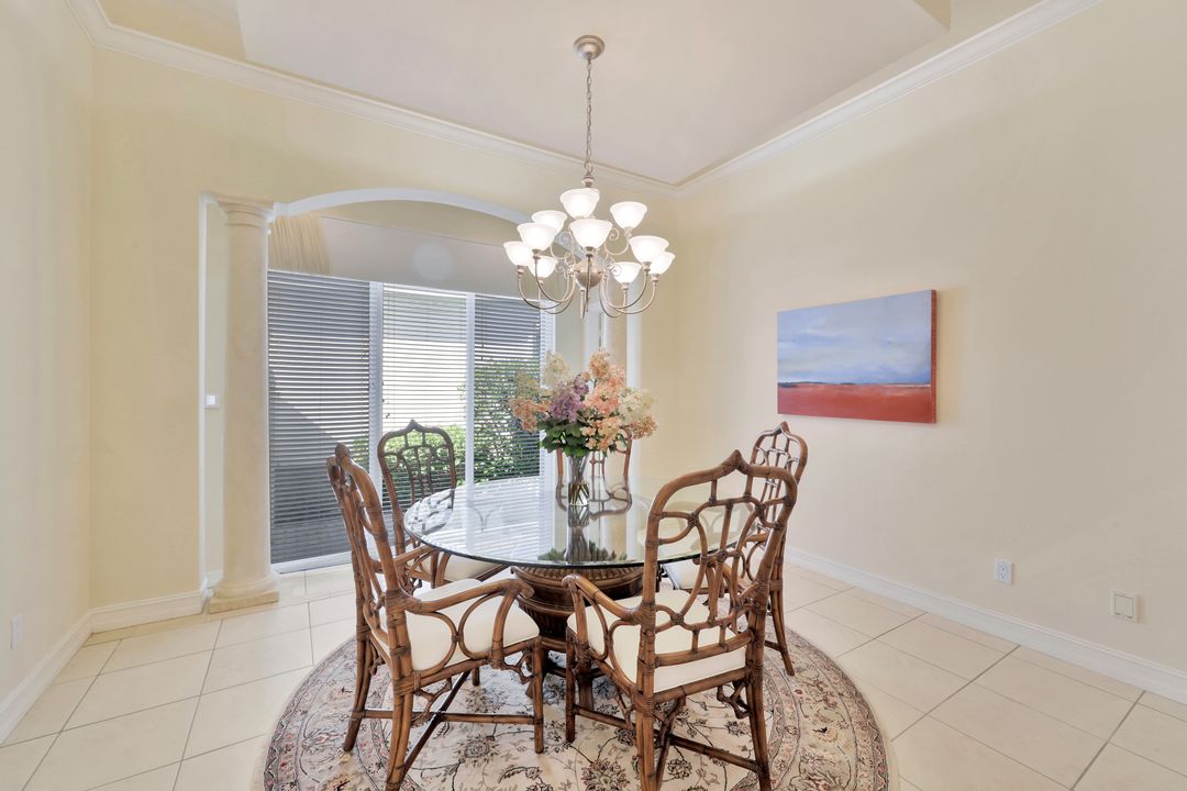 3625 Olde Cottage Ln, Bonita Springs, FL 34134