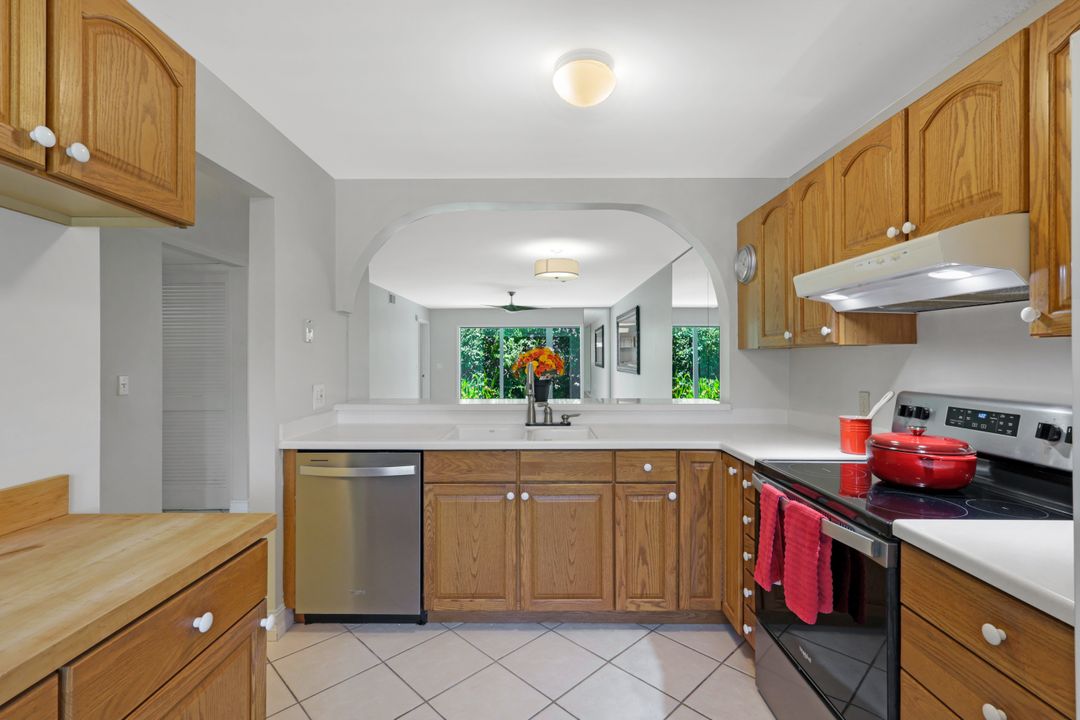 3051 Sandpiper Bay Cir #I101, Naples, FL 34112