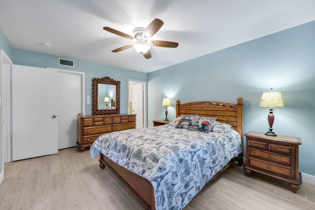 5419 Rattlesnake Hammock Rd, Naples, FL 34113