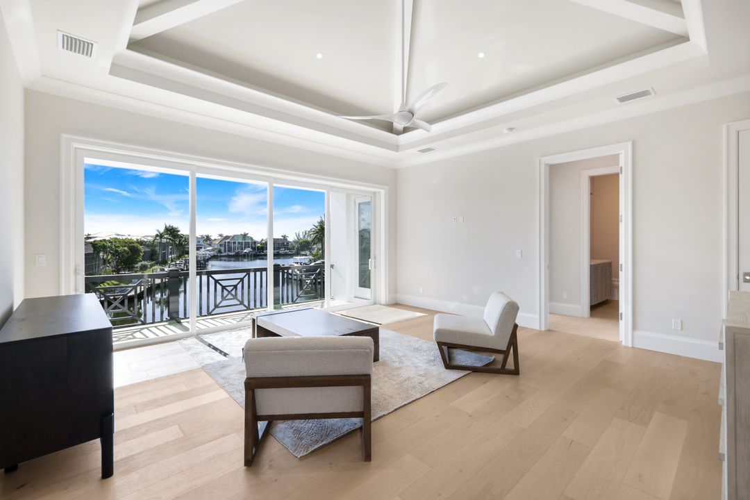 713 Nautilus Ct, Marco Island, FL 34145