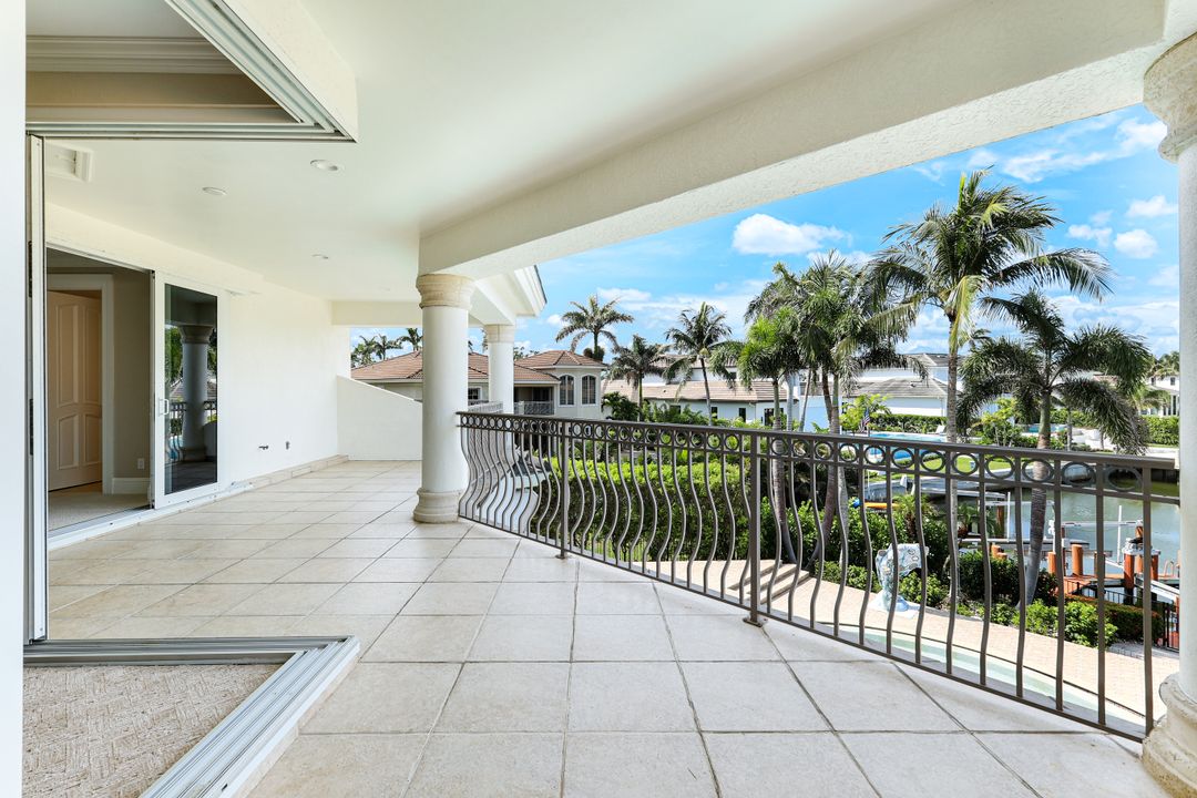 384 Mooring Line Dr, Naples, FL 34102