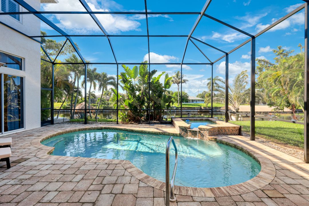 1426 SE 32nd St, Cape Coral, FL 33904