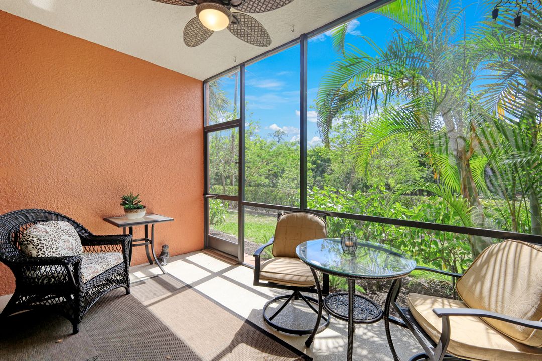 10021 Heather Ln #802, Naples, FL 34119