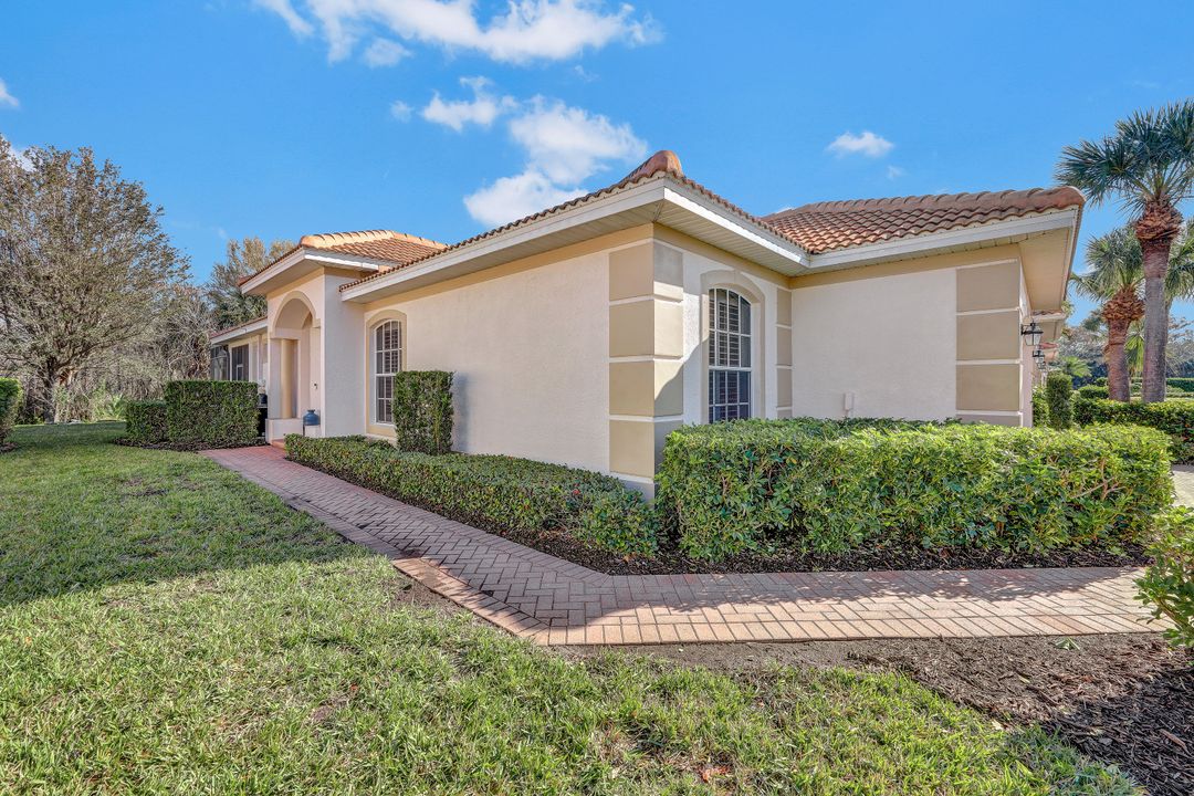28500 F B Fowler Ct, Bonita Springs, FL 34135